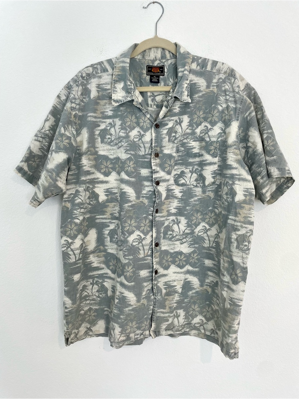 Route 66 Vintage-Style Gray Hawaiian Camp Collar Shirt